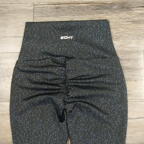 ECHT Pants - Echt Print High Rise Scrunch Leggings Size xs Womens Black Workout Stretch Pants